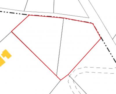 Building Plot On The Edge of a Quiet Village