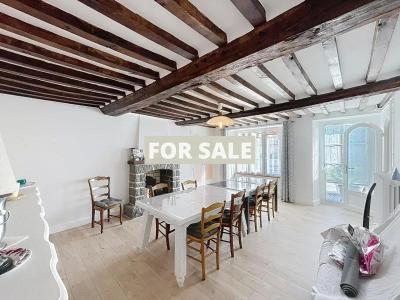 Stunning Country House with Outbuilding and Open View