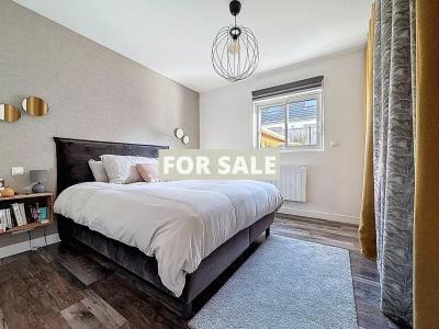 Family Home in Coastal Resort Town