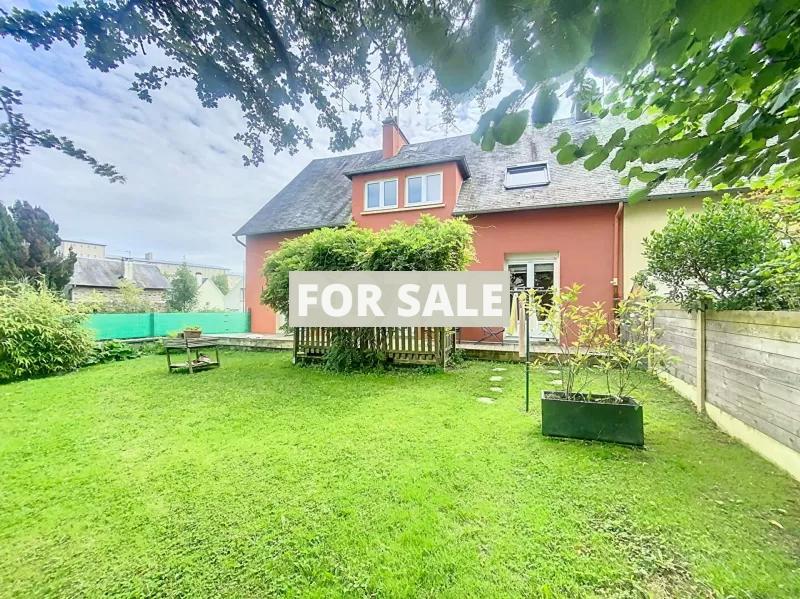 Delightful Traditional House with Garden