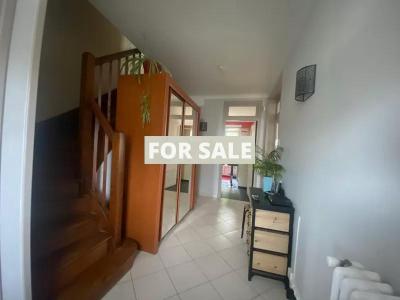 Delightful Traditional House with Garden