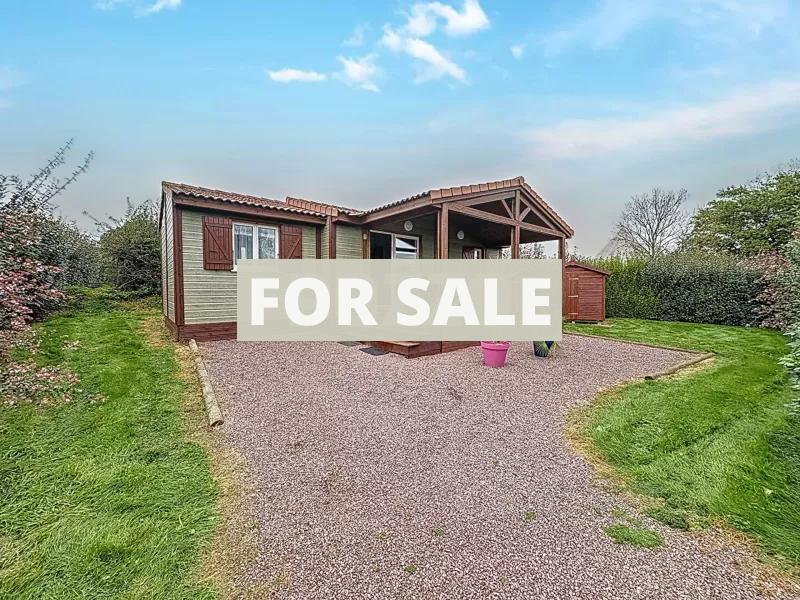 Main Photo of a 3 bedroom  Country House for sale