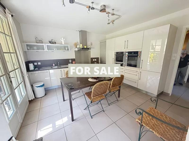 Detached Country House with Open Views