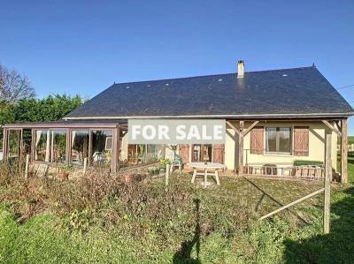 Detached House with Garden by the Coast