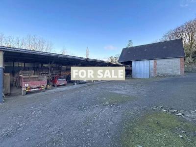 Detached House with Landscaped Garden