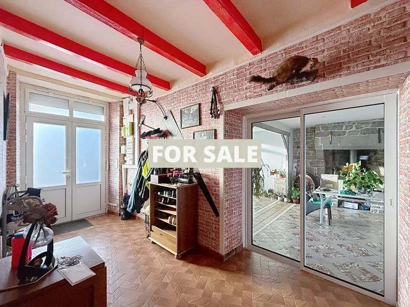 Detached House with Landscaped Garden