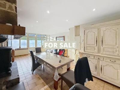 Detached House with Landscaped Garden