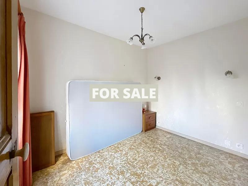 Detached House with Garden by the Coast