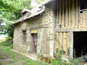 SLD02644 - Under Offer with Cle France