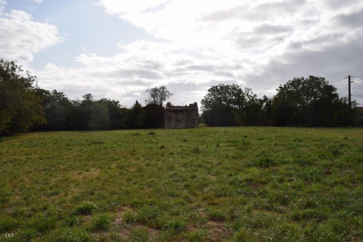 Large Building Plot in A Quiet Location