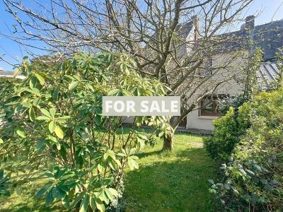 Town House with Garden by the Coast