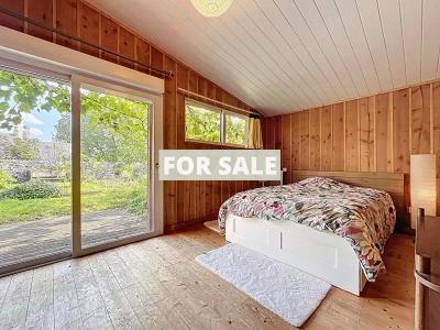 Detached Country House with Mature Garden