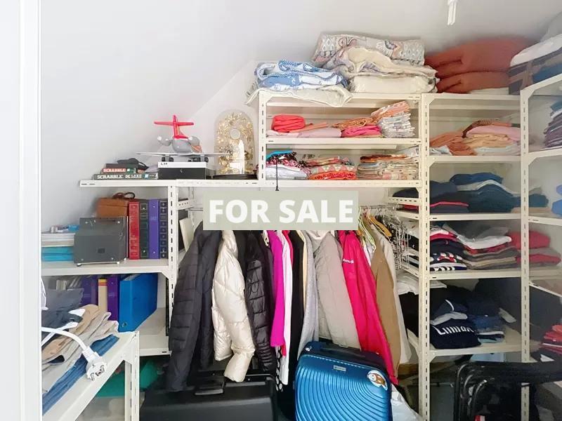 Detached House with Garden by the Coast