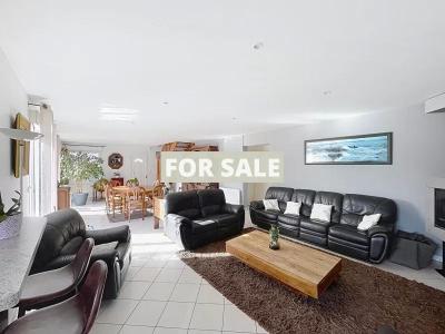 Detached House with Garden by the Coast