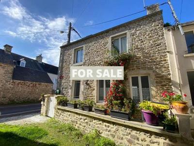 Traditional House with Garden by the Coast