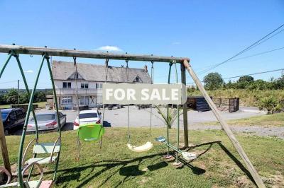 Detached Country House with Outbuildings