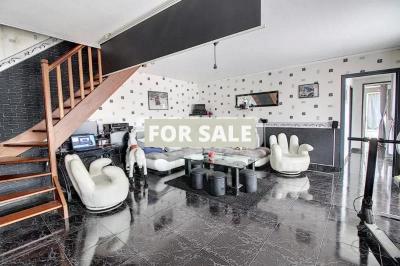 Detached Country House with Outbuildings