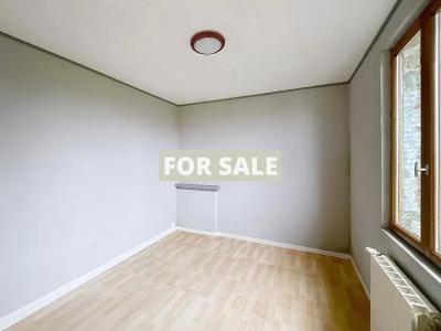 Detached House with Landscaped Garden