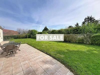 Detached House with Landscaped Garden