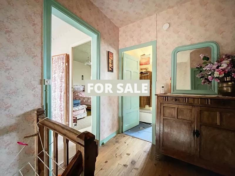 Detached Country House with Outbuildings