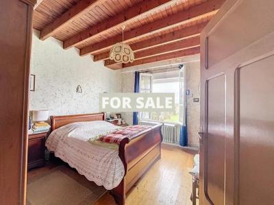 Detached Country House with Outbuildings