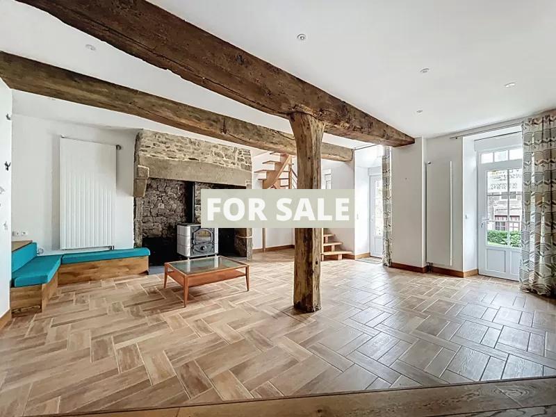 Main House with Guest Cottage and Garden