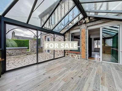 Main House with Guest Cottage and Garden