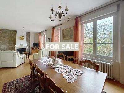 Detached House with Garden by the Coast