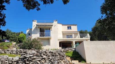 Exceptional Location For This Villa with Large Garden