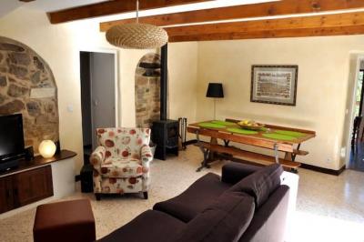 Pretty Country House With Pool and Land