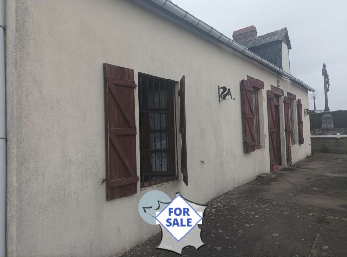 Detached Country House with Open View