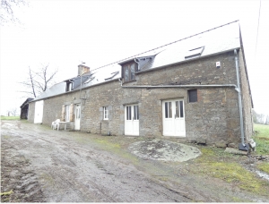 Detached Country House with Attached Outbuilding