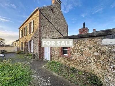 Traditional House with Garden by the Coast