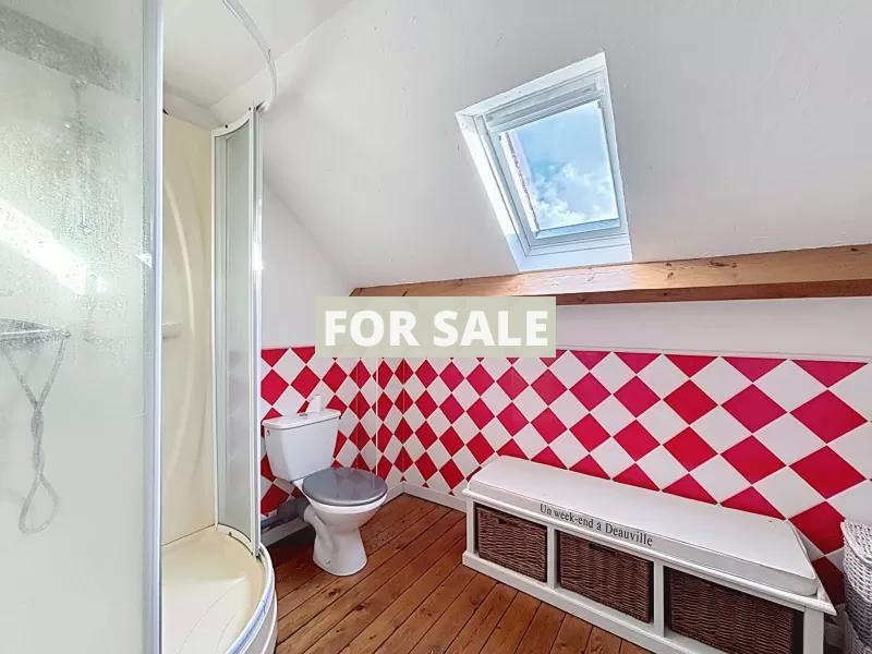 Traditional House with Garden by the Coast