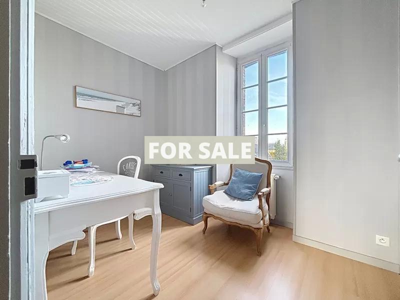 Traditional House with Garden by the Coast