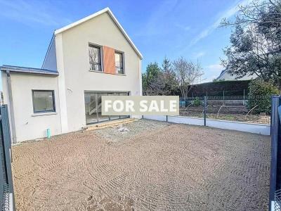 New Build House with Garden