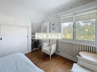 Detached House with Garden by the Coast