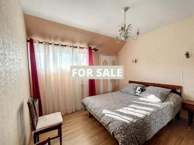 Traditional House with Garden by the Coast