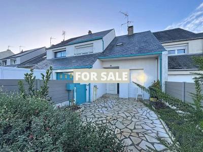 Traditional House with Garden by the Coast