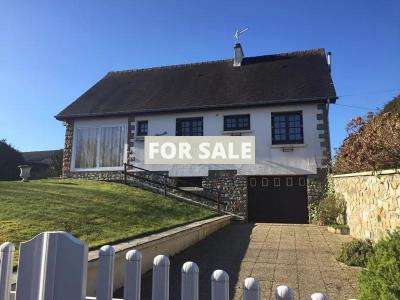 Detached House with Landscaped Garden