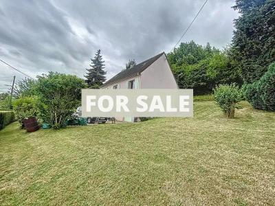 Detached House with Garden and Open View