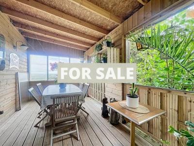 Detached House with Garden and Open View