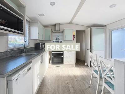 Cottage with Garden In Leisure Parkl