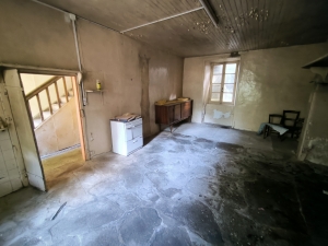 Country Farmhouse to Renovate with Outbuildings