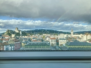Beautiful Apartment With Panoramic Views of Lourdes