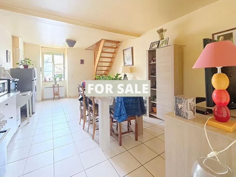 Town House in Coastal Resort Location