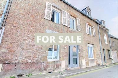 Beautiful Town House with Landscaped Garden