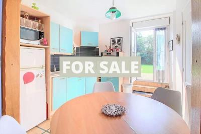 Beautiful Town House with Landscaped Garden