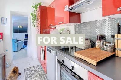Beautiful Town House with Landscaped Garden