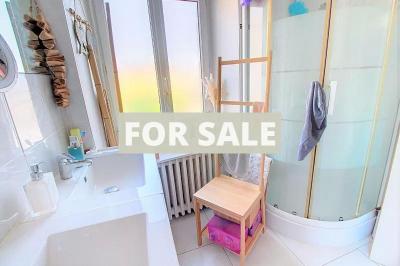 Beautiful Town House with Landscaped Garden